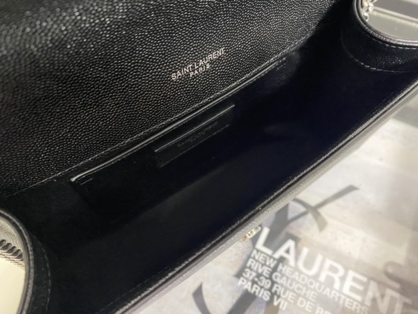 Handbags SAINT LAURENT 354021 size 24-5.5-15 cm