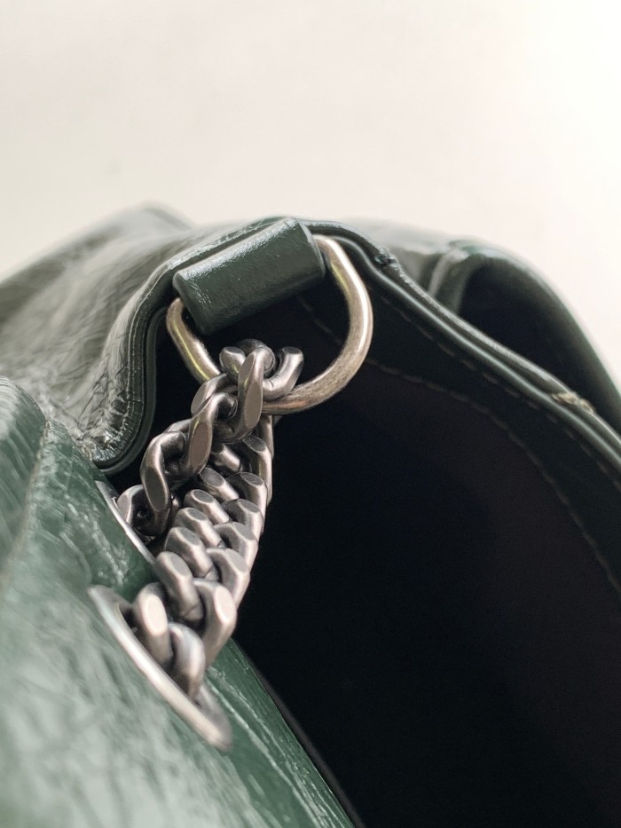 Handbags SAINT LAURENT 533037 size 22X16.5X7.5 CM