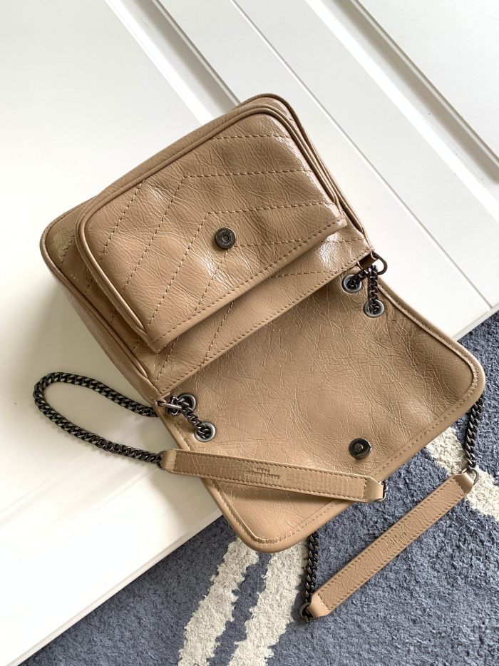 Handbags SAINT LAURENT 533037 size 22X16.5X7.5 CM