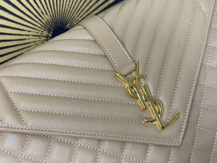 Handbags SAINT LAURENT 487198 size 31×22×7.5 cm