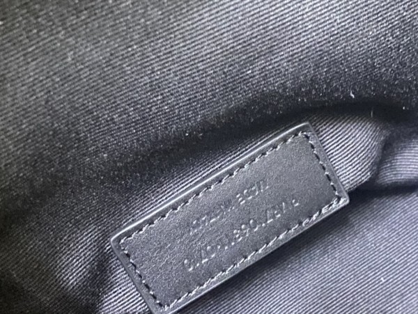 Handbags SAINT LAURENT 701631 size 19x13x13 cm