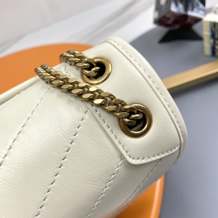 Handbags SAINT LAURENT 533037 size 22x16.5x7.5 cm