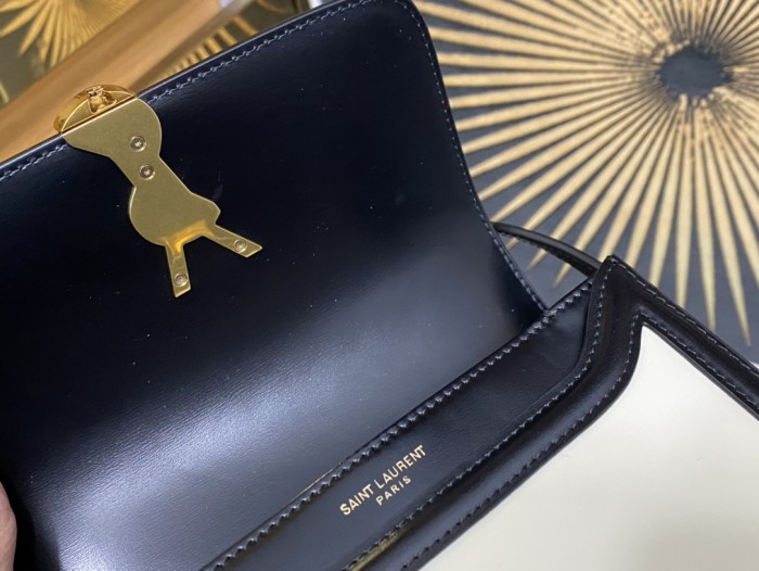 Handbags SAINT LAURENT 634305 size 19×13×5 cm