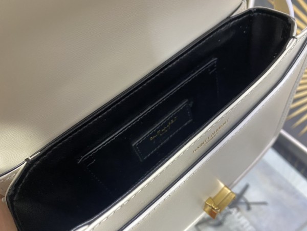 Handbags SAINT LAURENT 634306 size 19×13×5 cm