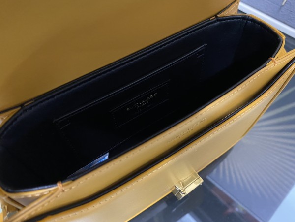 Handbags SAINT LAURENT 634306 size 19×13×5 cm