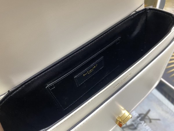 Handbags SAINT LAURENT 634305 size 23-16-6 cm