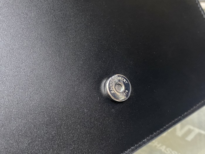 Handbags SAINT LAURENT 452159 size 19x12.5x4 cm