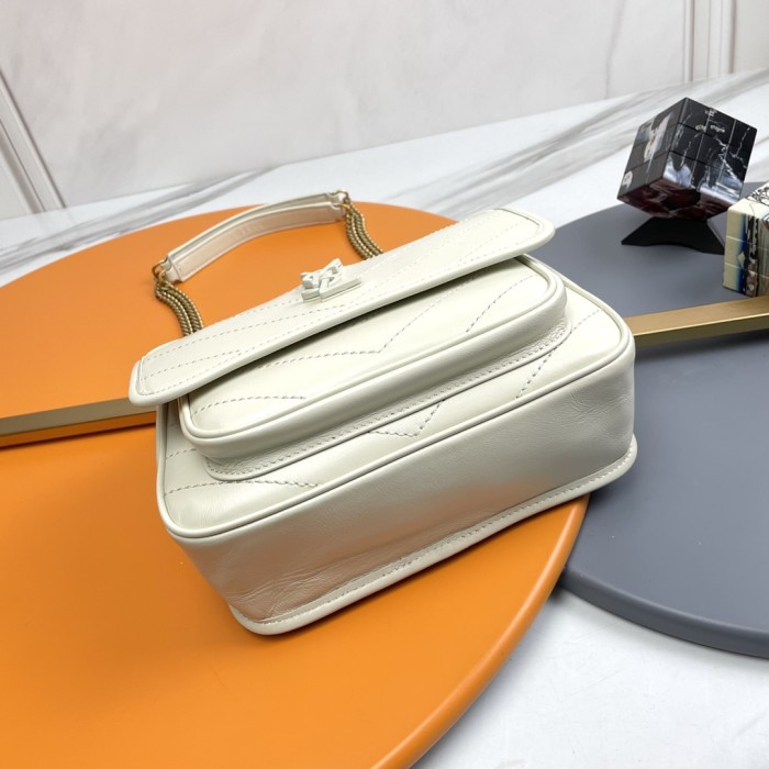 Handbags SAINT LAURENT 533037 size 22x16.5x7.5 cm