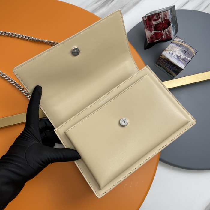 Handbags SAINT LAURENT 442906 size 22x8x16 cm