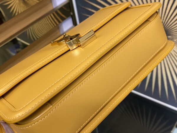 Handbags SAINT LAURENT 634305 size 23-16-6 cm