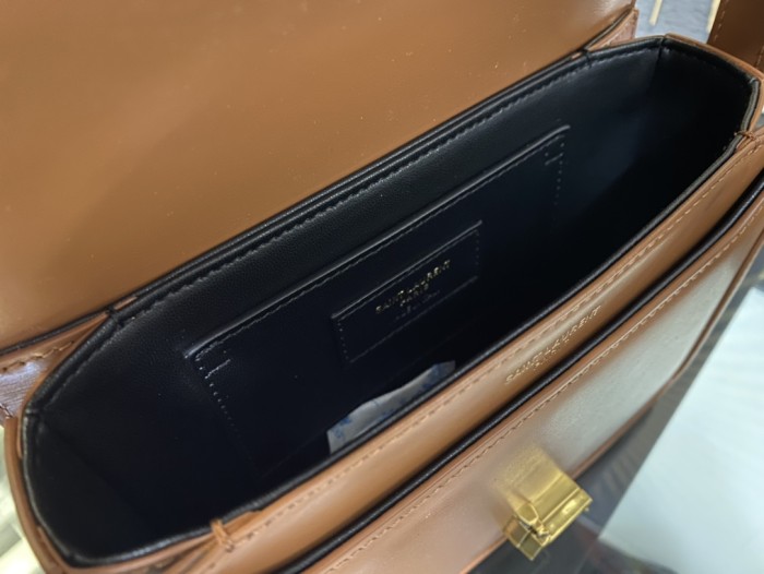 Handbags SAINT LAURENT 634306 size 19×13×5 cm