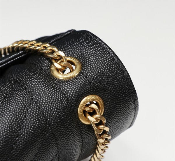 Handbags SAINT LAURENT 26808 size 24X17.5X6 cm