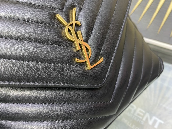 Handbags SAINT LAURENT 672609 size 22×29×15 cm