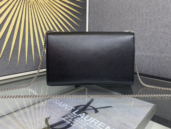 Handbags SAINT LAURENT 354119 size 24-5.5-15 cm