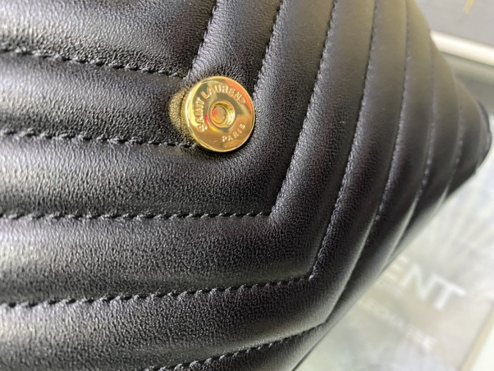 Handbags SAINT LAURENT 672609 size 22×29×15 cm