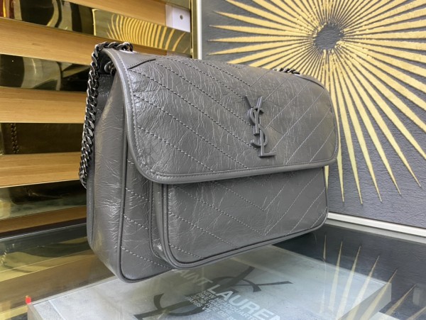 Handbags SAINT LAURENT 498830 size 32x23x9 cm