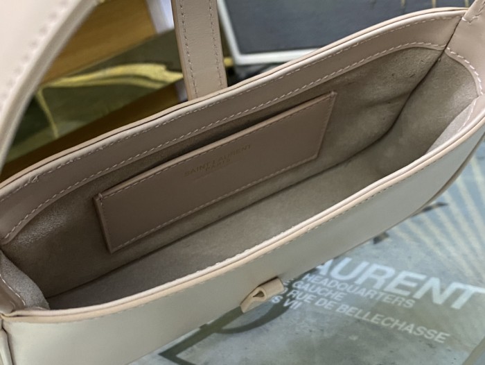 Handbags SAINT LAURENT 710318 size 19x11.5x4.5 cm