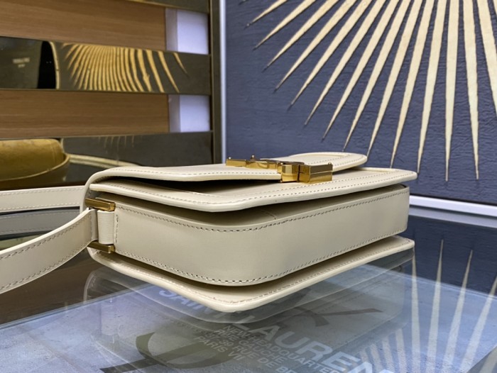 Handbags SAINT LAURENT 634306 size 19×13×5 cm