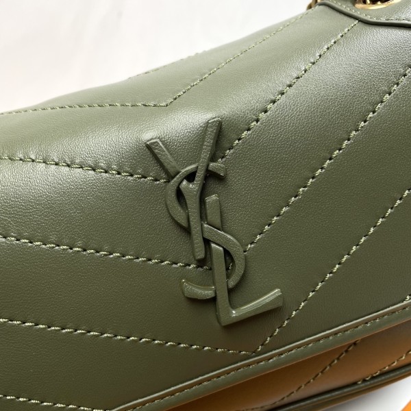 Handbags SAINT LAURENT 533037 size 22x16.5x7.5 cm