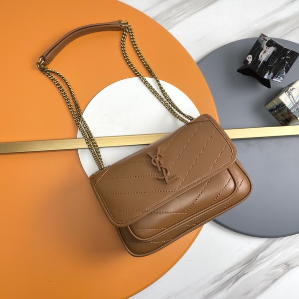 Handbags SAINT LAURENT 533037 size 22x16.5x7.5 cm