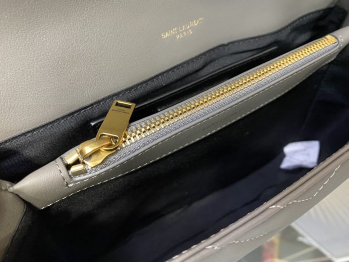 Handbags SAINT LAURENT 487213 size 24*17*6 cm