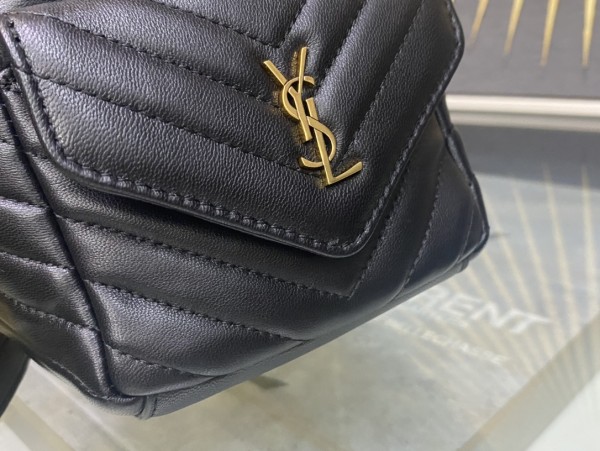 Handbags SAINT LAURENT 701631 size 19x13x13 cm