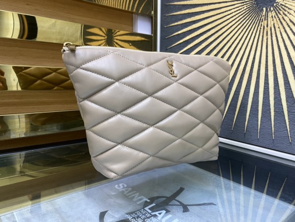 Handbags SAINT LAURENT 696779 size 26x19x11 cm