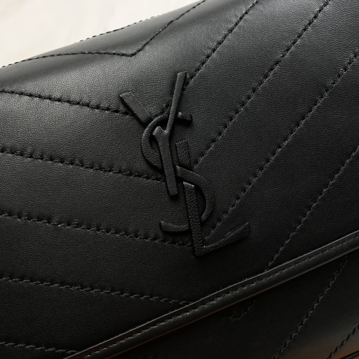 Handbags SAINT LAURENT 498894 size 28x20.5x8.5 cm