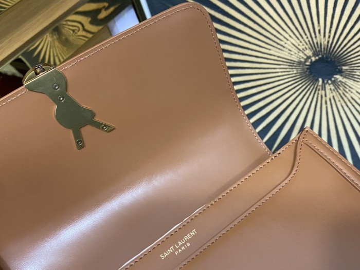 Handbags SAINT LAURENT 634305 size 23-16-6 cm