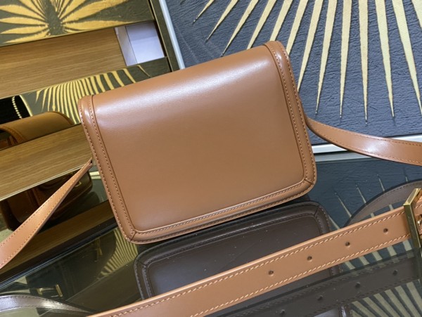 Handbags SAINT LAURENT 634306 size 19×13×5 cm