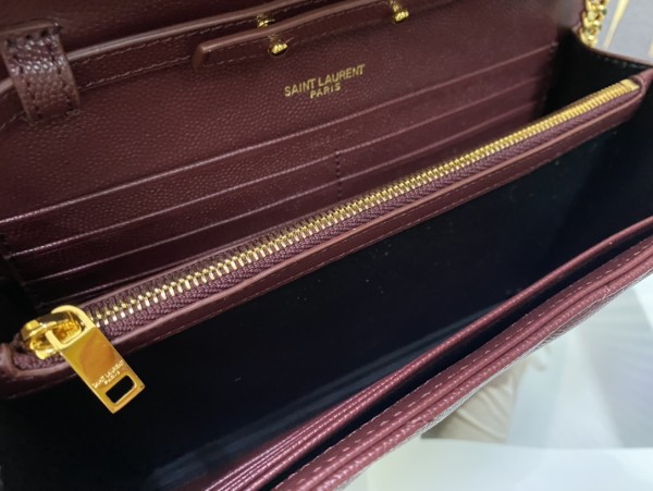 Handbags SAINT LAURENT 377828 size 22.5x14x4 cm