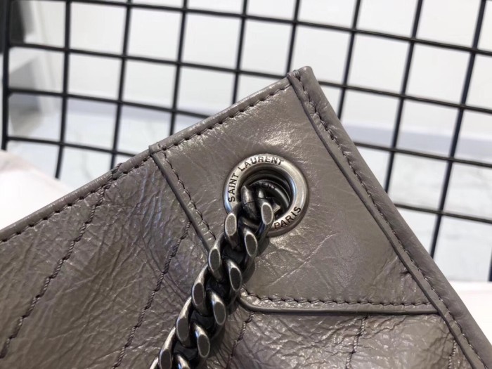 Handbags SAINT LAURENT 577999 size 33-27-11.5 cm