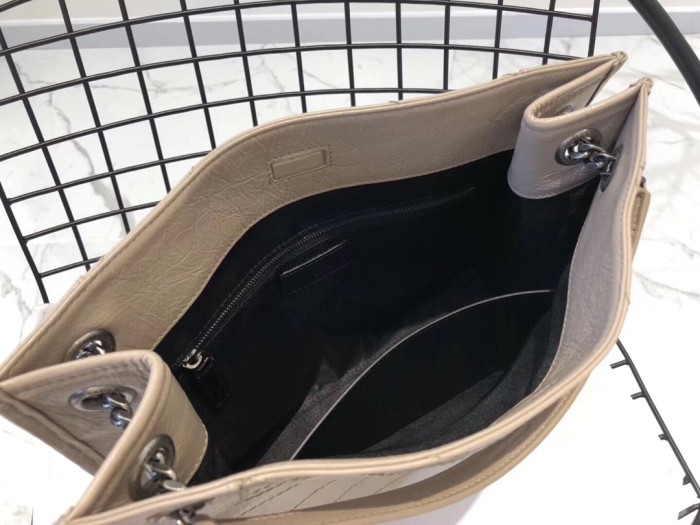 Handbags SAINT LAURENT 577999 size 33-27-11.5 cm