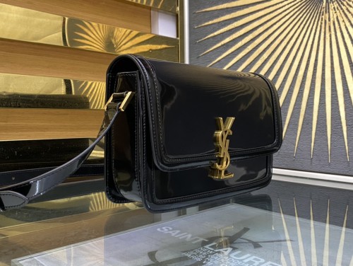 Handbags SAINT LAURENT 634305 size 23-16-6 cm