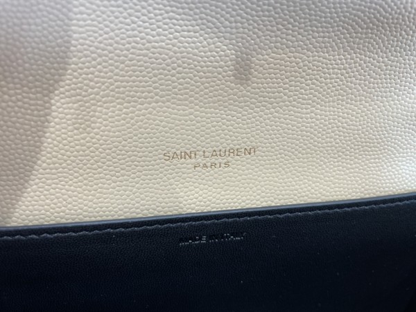 Handbags SAINT LAURENT 607788 size 19x12x4 cm