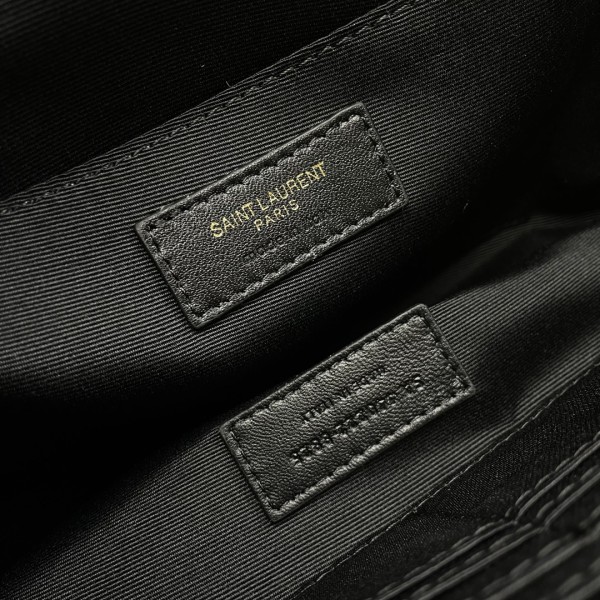 Handbags SAINT LAURENT 440222 size 36x24.5x2.5 cm