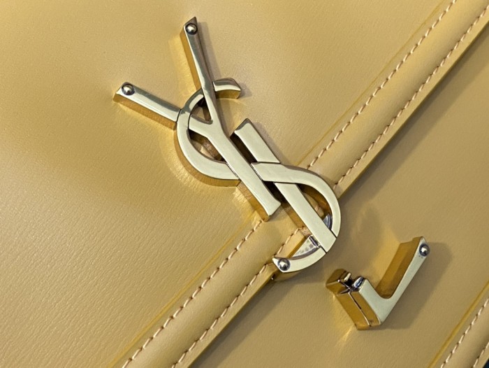 Handbags SAINT LAURENT 634305 size 23-16-6 cm