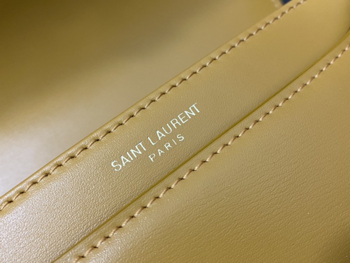 Handbags SAINT LAURENT 634306 size 19×13×5 cm