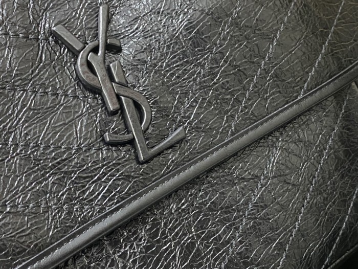 Handbags SAINT LAURENT 498830 size 32x23x9 cm