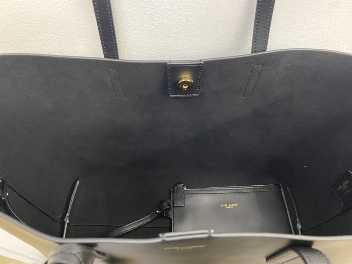 Handbags SAINT LAURENT 600281 size 38x28x13 cm