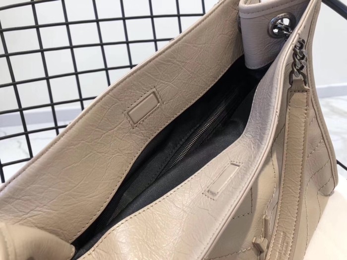 Handbags SAINT LAURENT 577999 size 33-27-11.5 cm