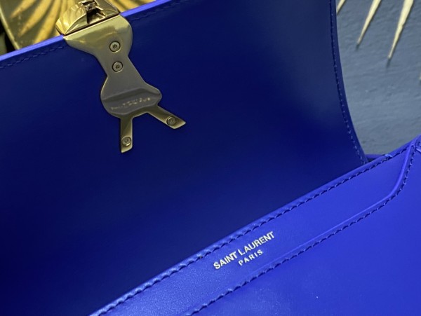 Handbags SAINT LAURENT 634306 size 19×13×5 cm