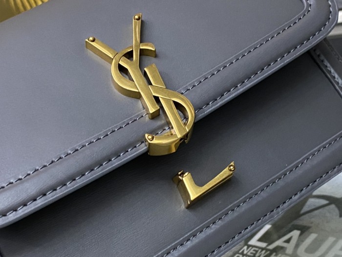 Handbags SAINT LAURENT 634306 size 19×13×5 cm