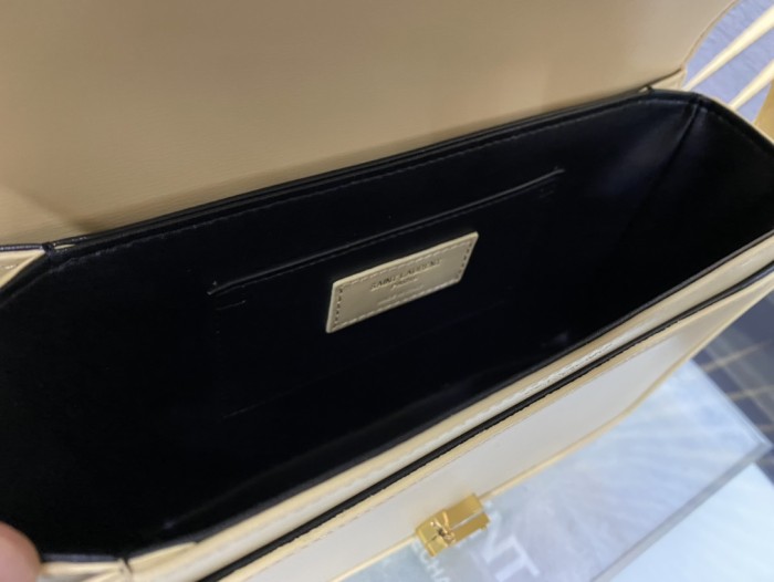 Handbags SAINT LAURENT 634305 size 23-16-6 cm