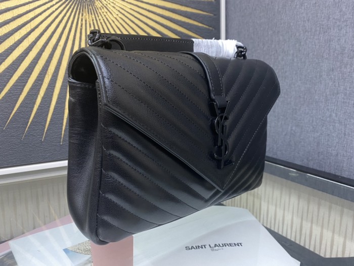 Handbags SAINT LAURENT 487213 size 24*17*6 cm