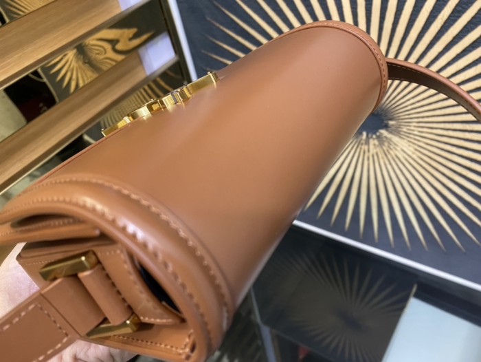 Handbags SAINT LAURENT 634306 size 19×13×5 cm