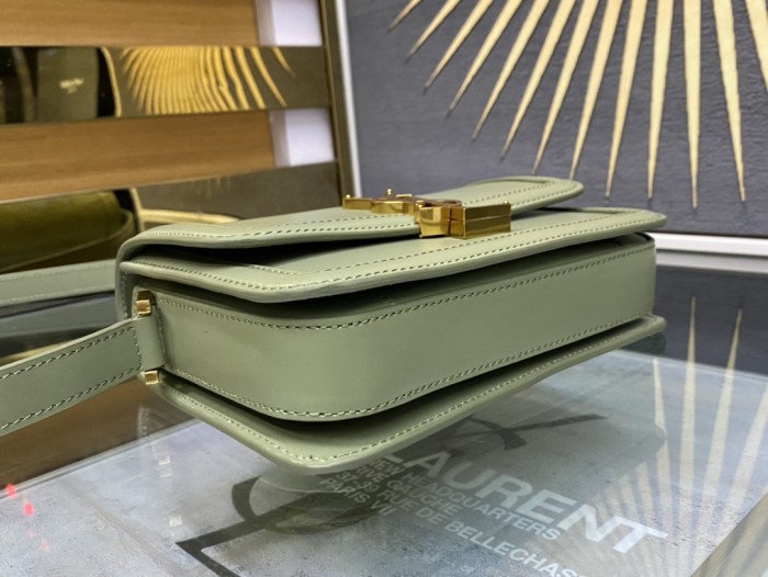 Handbags SAINT LAURENT 634306 size 19×13×5 cm