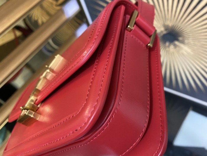 Handbags SAINT LAURENT 634306 size 19×13×5 cm