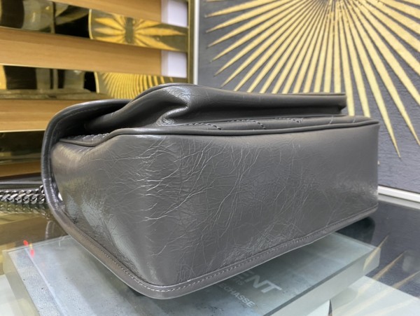 Handbags SAINT LAURENT 498830 size 32x23x9 cm