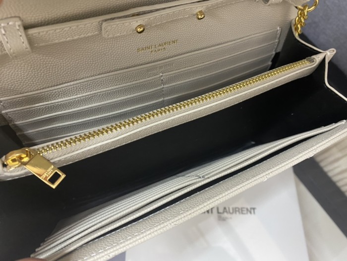 Handbags SAINT LAURENT 377828 size 22.5x14x4 cm